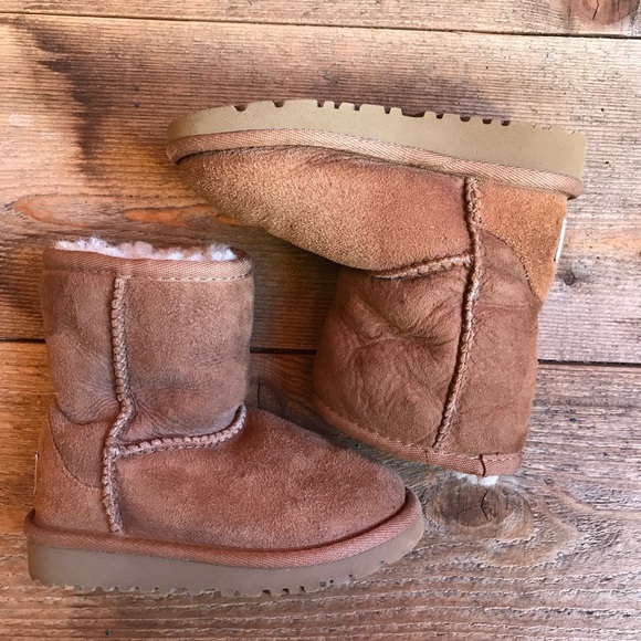 UGG Other - UGG Classic Chestnut Toddler Suede Tan Boots